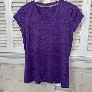 Workout T shirt purple gum fitness